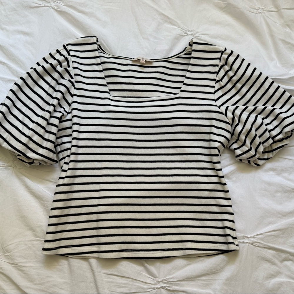 Striped Puff Sleeve Top - Black and White